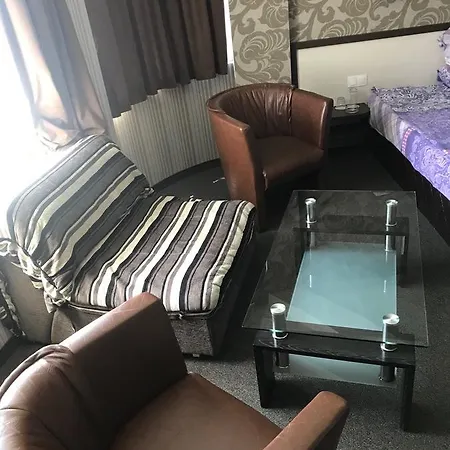 מלון Casa Blanca 3*